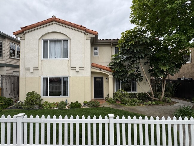 property at 1139 Thomas Ave