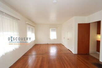 3706 Patterson Ave in Oakland, CA - Building Photo - Building Photo