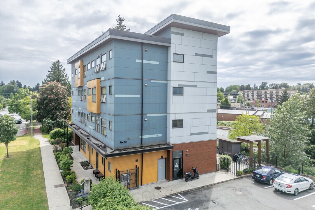 Hearthstone place in Abbotsford, BC - Building Photo