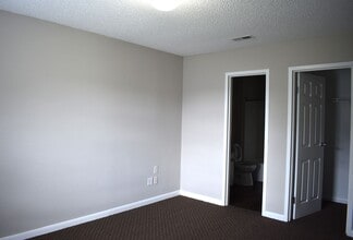 74 Fantasy Ln in Lillington, NC - Building Photo - Building Photo