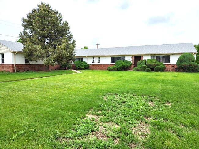 property at 2701 Monroe St