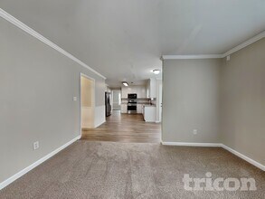 1503 Elena Dr in Mcdonough, GA - Foto de edificio - Building Photo