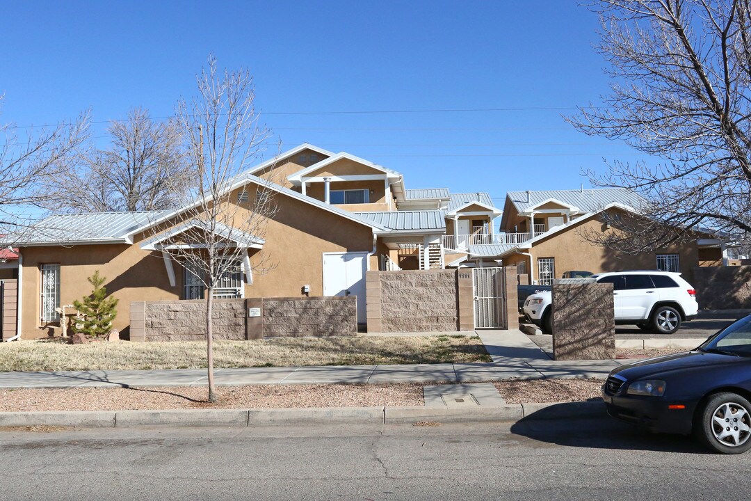 1111 Silver Ave SW in Albuquerque, NM - Building Photo