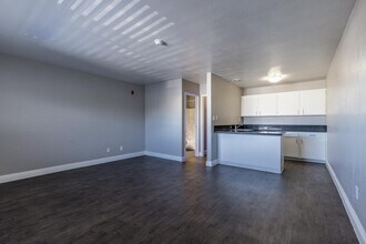 The Canvas in Las Vegas, NV - Building Photo - Interior Photo