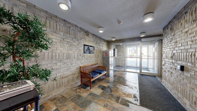 737 Deveron Crescent in London, ON - Building Photo - Building Photo