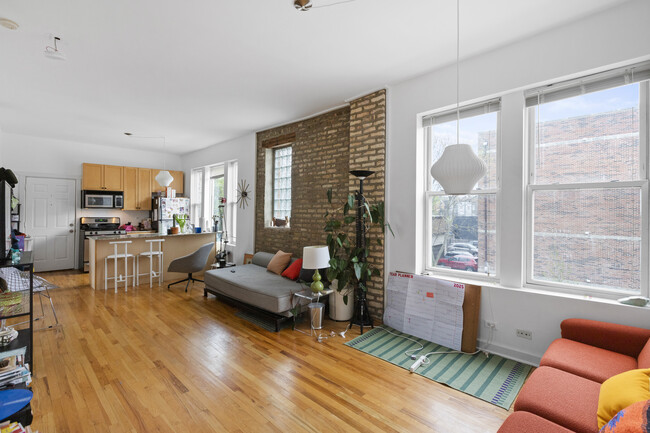 property at 1351 N Washtenaw Ave
