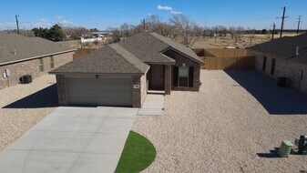 2511 Kenwood Ave in Lubbock, TX - Building Photo