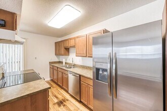 2529 W Vermijo Ave in Colorado Springs, CO - Building Photo - Building Photo