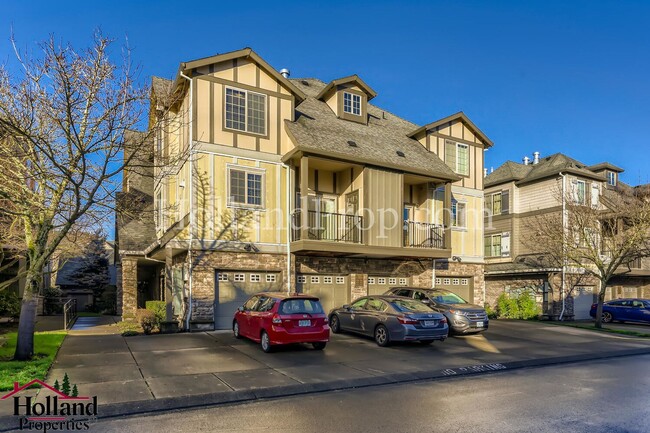 property at 838 NE Wheelock Pl