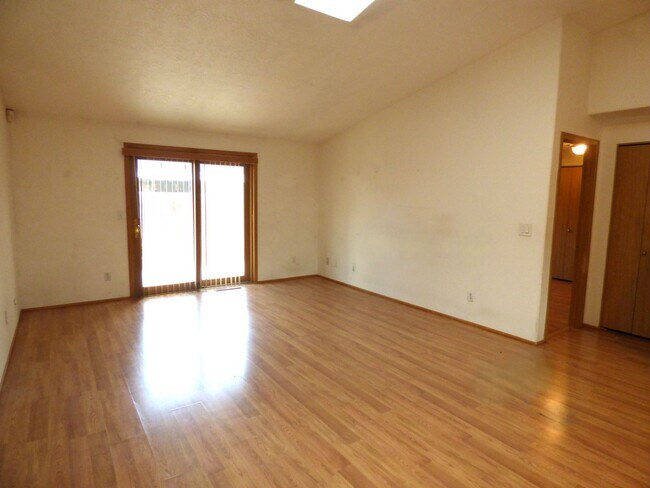 2436 Connemara Ct SE in Salem, OR - Building Photo - Building Photo