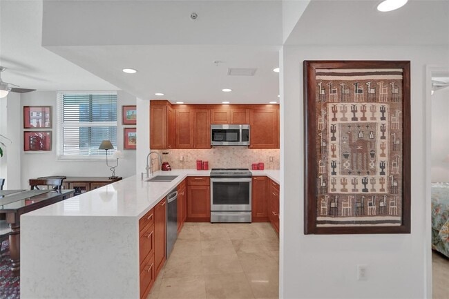 1250 S Miami Ave, Unit 2702 in Miami, FL - Building Photo - Building Photo