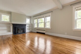278 Cabot St in Newton, MA - Building Photo - Building Photo