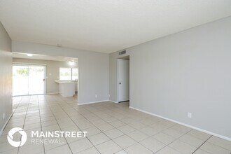 2355 S Spruce in Mesa, AZ - Foto de edificio - Building Photo