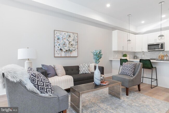 property at 52 W Washington Ln