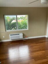 2121 Biarritz Dr in Miami Beach, FL - Building Photo - Building Photo