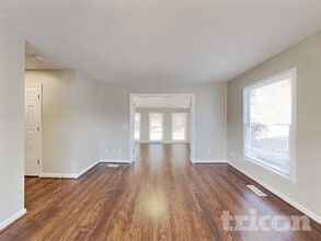 145 Wispy Willow Dr in Sanford, NC - Building Photo - Building Photo