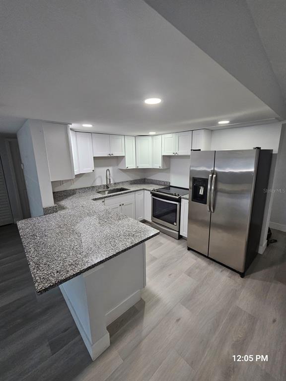 property at 1953 W Skyline Dr