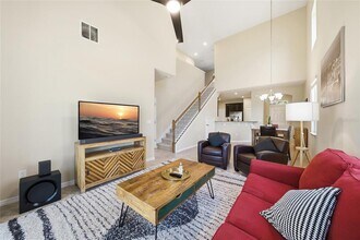 10811 Verawood Dr in Riverview, FL - Building Photo - Building Photo