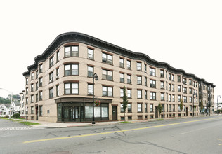 Garden Park Aparments in Springfield, MA - Foto de edificio - Building Photo
