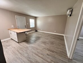 1516 Roger Dr, Unit 2 in Titusville, FL - Building Photo - Building Photo
