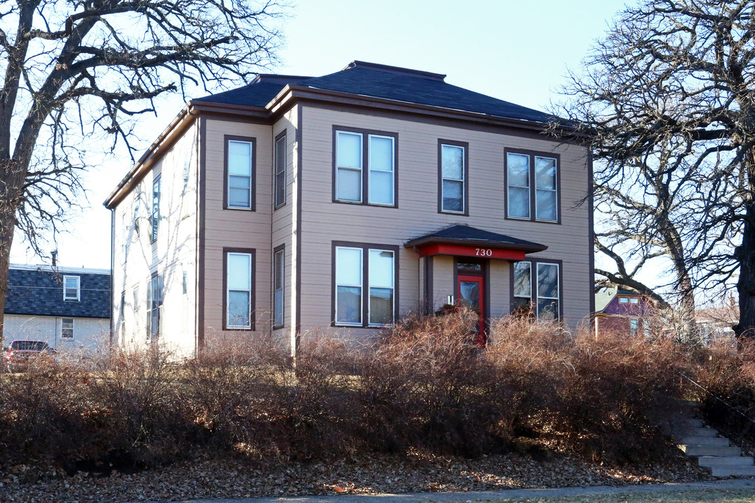 730 16th St in Des Moines, IA - Foto de edificio