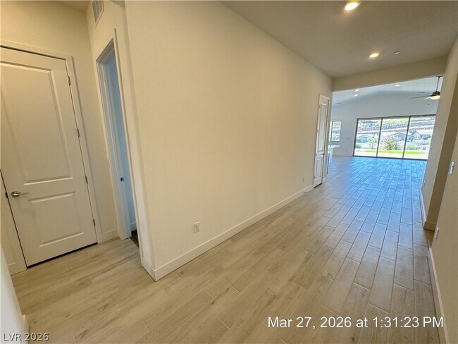 257 Piazzetta Pl in Henderson, NV - Building Photo - Building Photo