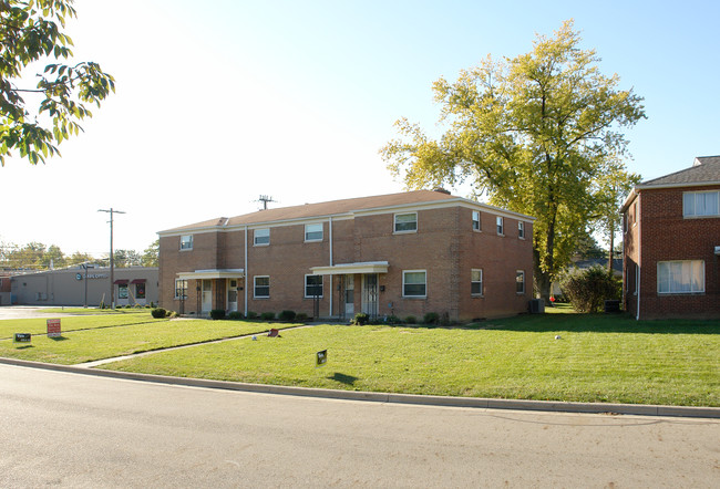 1869-1875 Kentwell Rd in Columbus, OH - Building Photo - Building Photo