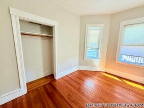 348 Faneuil St in Boston, MA - Building Photo - Building Photo