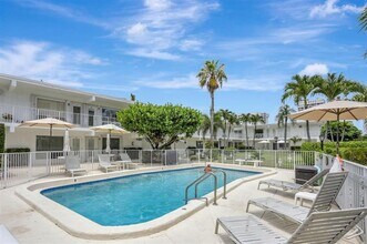 3215 SE 10th St in Pompano Beach, FL - Building Photo - Building Photo