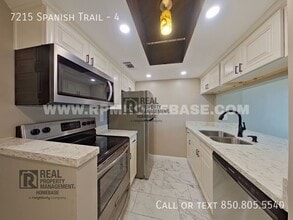 7215 Spanish Trail in Pensacola, FL - Building Photo - Building Photo