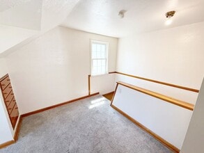 15616 Westview Ave in Cleveland, OH - Building Photo - Building Photo
