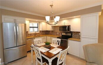 1015 Anglers Cove in Marco Island, FL - Building Photo - Building Photo