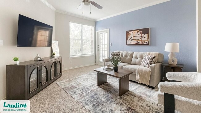 8989 West Rd in Houston, TX - Foto de edificio - Building Photo