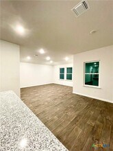 21021 Price Daniel Dr in Manor, TX - Building Photo - Building Photo