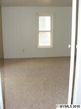 528 W Davis St in Rawlins, WY - Building Photo - Building Photo