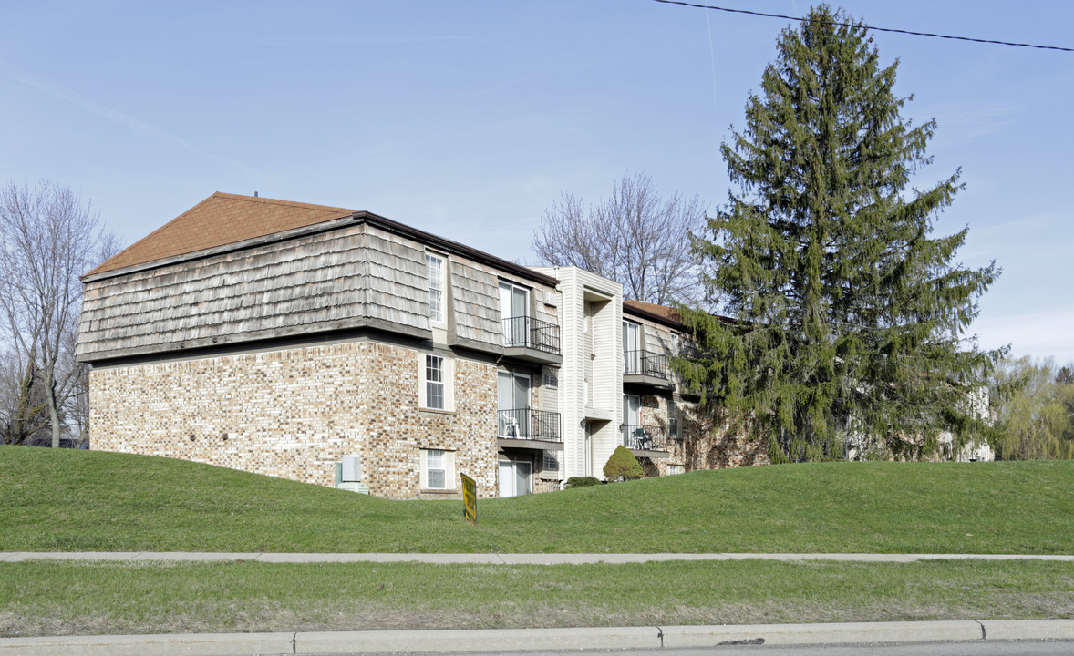 Crossgate Manor in Toledo, OH - Foto de edificio