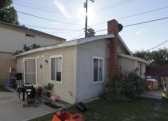 534-544 W Amerige Ave in Fullerton, CA - Building Photo - Building Photo