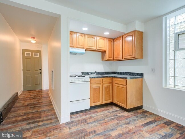 262 Apsley St in Philadelphia, PA - Building Photo - Building Photo