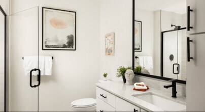 955 Bannock St, Unit 1101 in Denver, CO - Building Photo - Building Photo