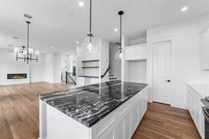 2510 Gray St in Houston, TX - Building Photo - Building Photo