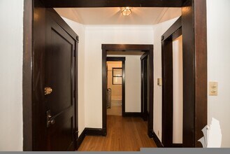 3501 N Greenview Ave, Unit 3501-1 in Chicago, IL - Building Photo - Building Photo