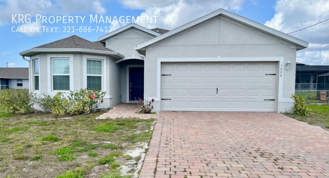 property at 1009 NE 11th St