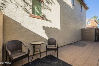 451 S Hawes Rd in Mesa, AZ - Building Photo - Building Photo