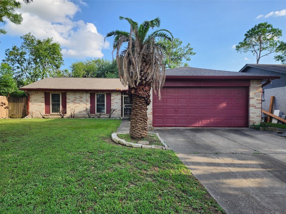 7615 Fur Market Dr in Houston, TX - Building Photo