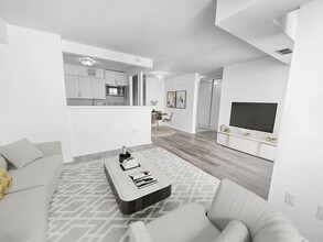 3077 Weston Rd in Toronto, ON - Building Photo - Building Photo