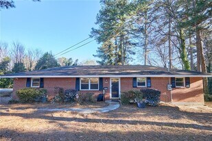 4669 Lawrenceville Hwy in Tucker, GA - Building Photo