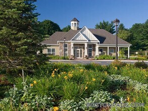 311 Lowell St in Andover, MA - Building Photo - Building Photo