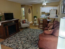 9380 Lennex Ln, Unit 718 in Ft. Myers, FL - Building Photo