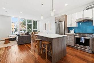 1464 NW 70th St in Seattle, WA - Building Photo - Building Photo