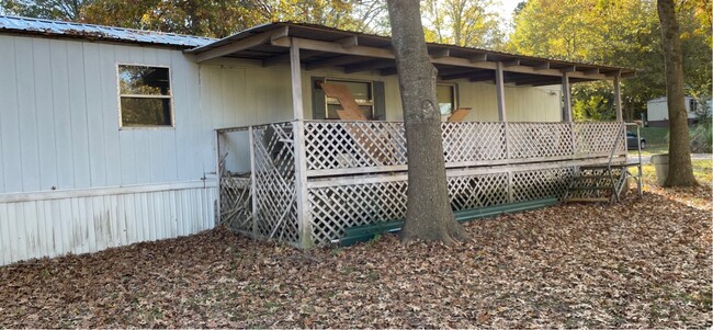 601 Dillard Dr in Mineral Springs, AR - Building Photo - Building Photo